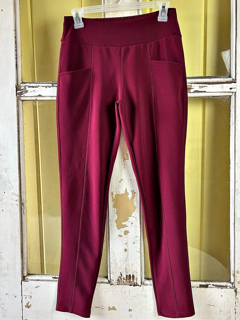 LA12ST Tuxedo Leggings in Burgundy - Like New